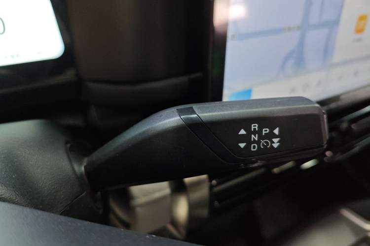 Used iCAR 03T 2024 501km Four-wheel Drive Long-Range Version Gear Lever
