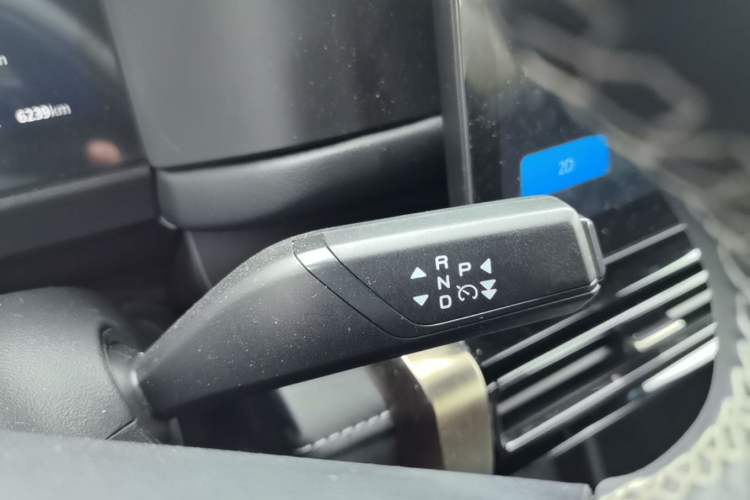 Used iCAR 03T 2024 501km Four-wheel Drive Long-Range Version Gear Lever