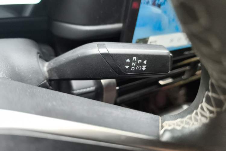 Used iCAR 03T 2024 501km Four-wheel Drive Long-Range Version Gear Lever