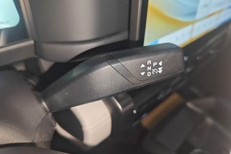 Used iCAR 03T 2024 501km Four-wheel Drive Long-Range Version Gear Lever