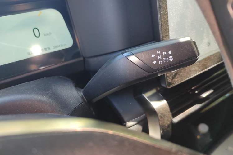 Used iCAR 03T 2024 501km Four-wheel Drive Long-Range Version Gear Lever