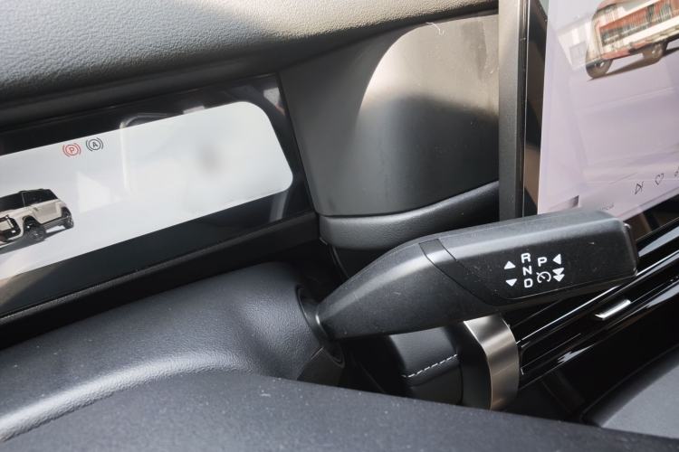 Used iCAR 03T 2024 520km Two-Wheel Drive Long-Range Version Gear Lever