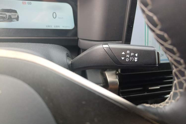 Used iCAR 03T 2024 501km Four-wheel Drive Long-Range Version Gear Lever