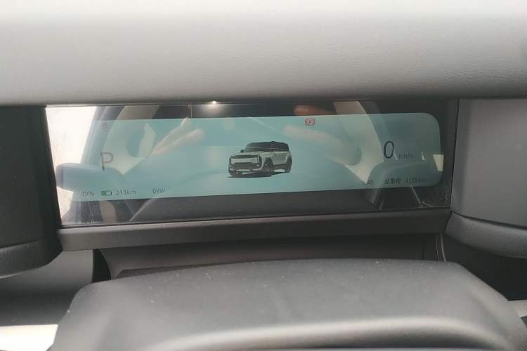 Used iCAR 03T 2024 501km Four-wheel Drive Long-Range Version Instrument Cluster