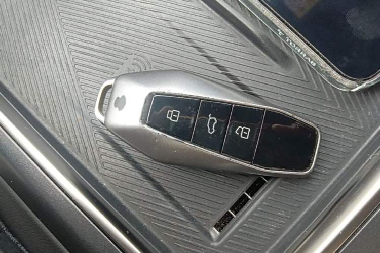 Used iCAR 03T 2024 520km Two-Wheel Drive Long-Range Version Interior 1