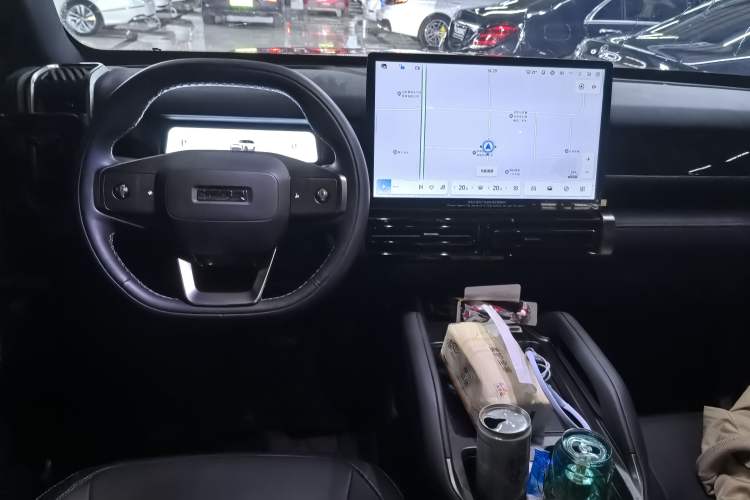 Used iCAR 03T 2024 501km Four-wheel Drive Long-Range Version Interior 1