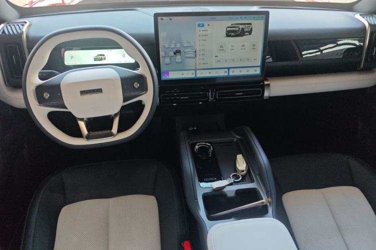 Used iCAR 03T 2024 501km Four-wheel Drive Long-Range Version Interior 2