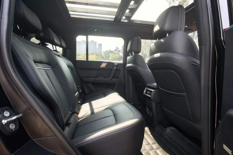 Used iCAR 03T 2024 520km Two-Wheel Drive Long-Range Version Interior 5