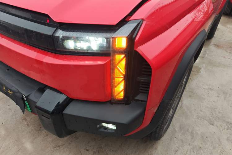 Used iCAR 03T 2024 501km Four-wheel Drive Long-Range Version Left Front Headlight