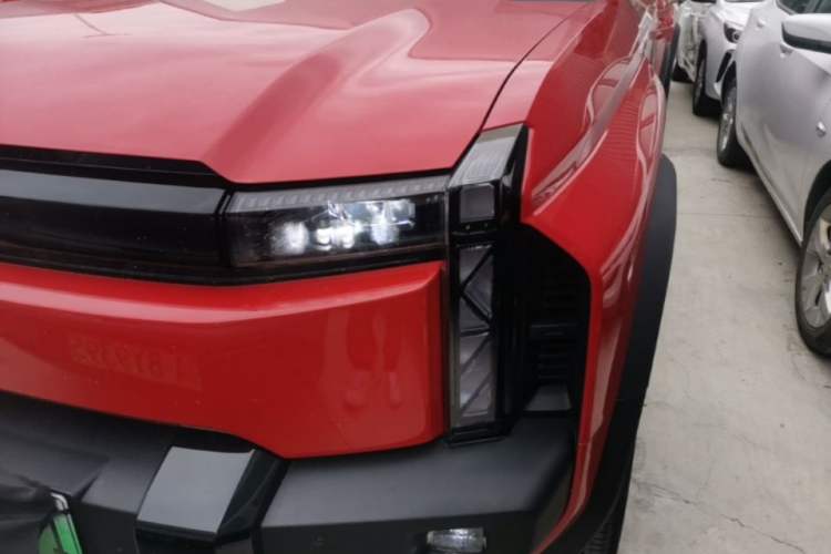 Used iCAR 03T 2024 501km Four-wheel Drive Long-Range Version Left Front Headlight