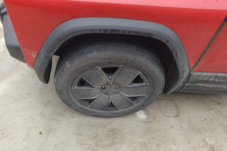 Used iCAR 03T 2024 501km Four-wheel Drive Long-Range Version Left Front Wheel Hub