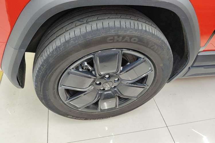 Used iCAR 03T 2024 501km Four-wheel Drive Long-Range Version Left Front Wheel Hub
