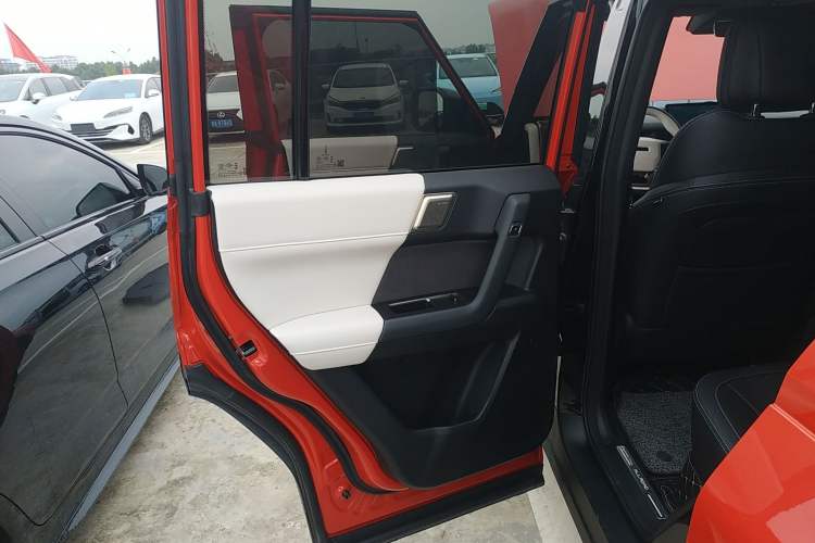 Used iCAR 03T 2024 501km Four-wheel Drive Long-Range Version Left Rear Door Interior