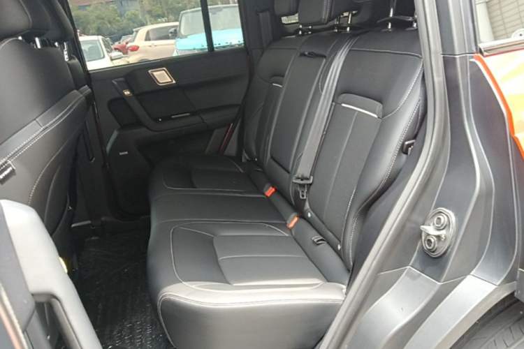 Used iCAR 03T 2024 520km Two-Wheel Drive Long-Range Version Left Rear Seat