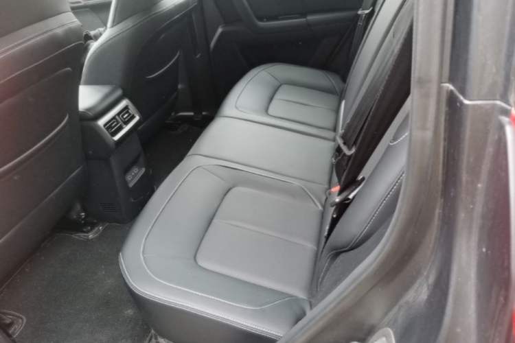 Used iCAR 03T 2024 501km Four-wheel Drive Long-Range Version Left Rear Seat