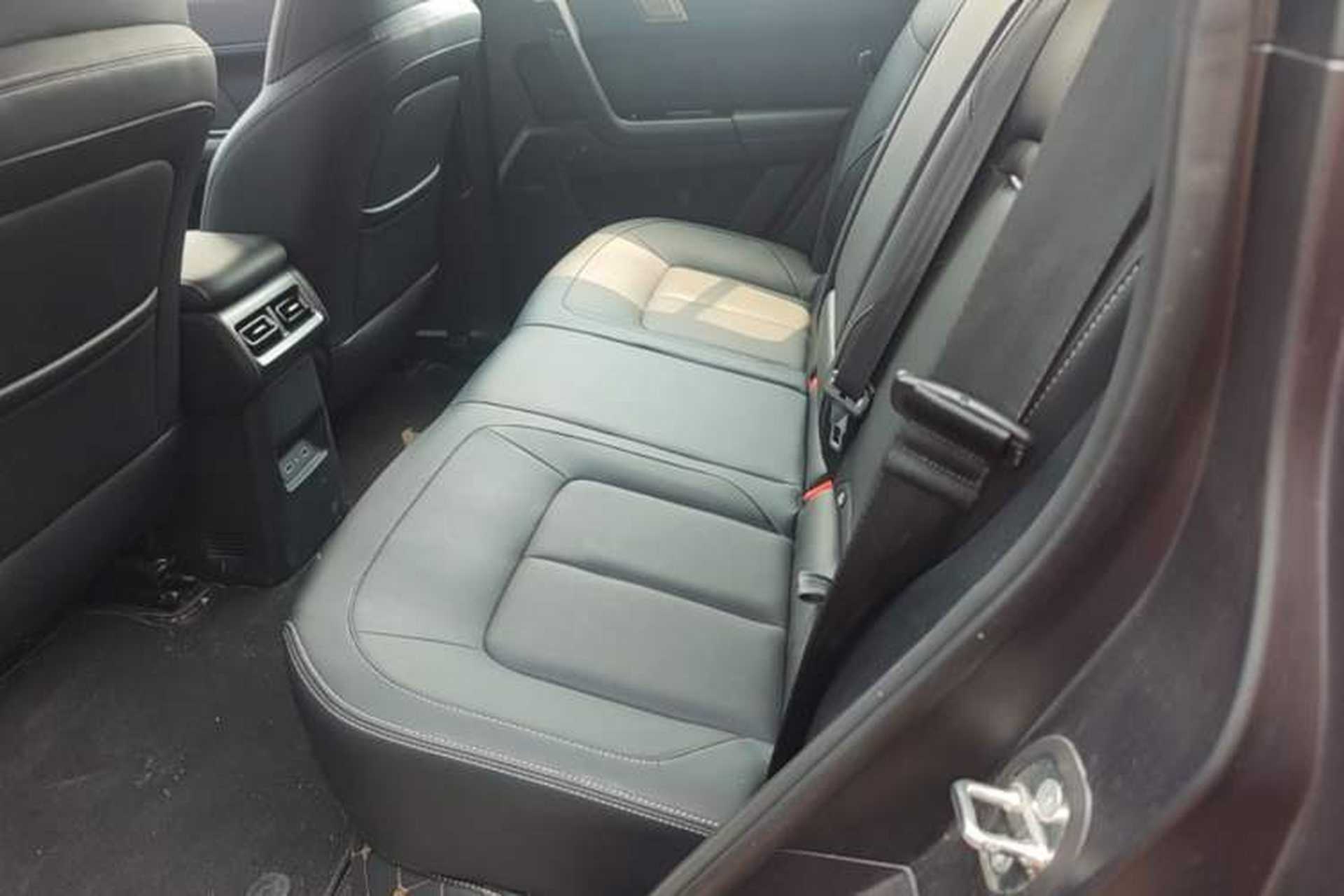 Used iCAR 03T 2024 501km Four-wheel Drive Long-Range Version Left Rear Seat