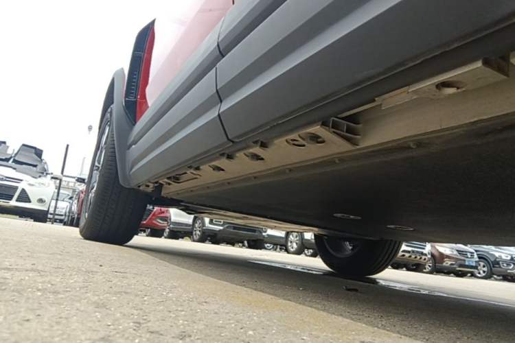 Used iCAR 03T 2024 520km Two-Wheel Drive Long-Range Version Left Side Sill
