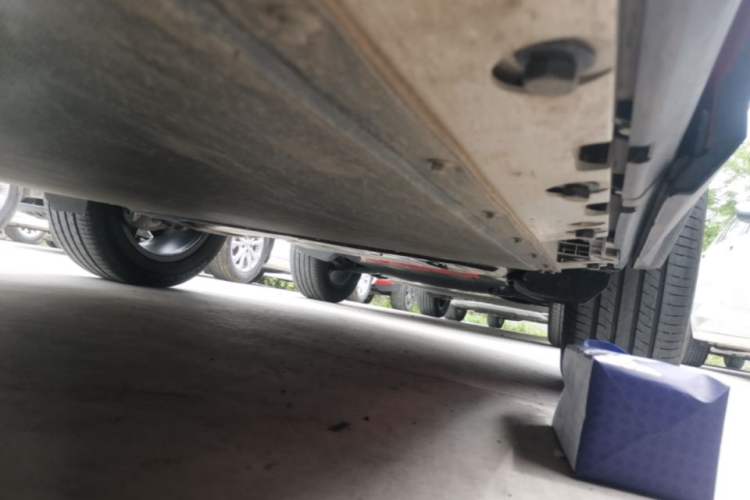 Used iCAR 03T 2024 501km Four-wheel Drive Long-Range Version Left Side Sill