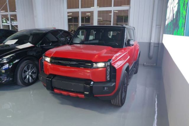 Used iCAR 03T 2024 501km Four-wheel Drive Long-Range Version