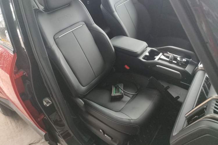 Used iCAR 03T 2024 501km Four-wheel Drive Long-Range Version Right Front Seat
