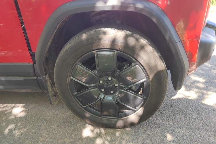 Used iCAR 03T 2024 501km Four-wheel Drive Long-Range Version Right Front Wheel Hub