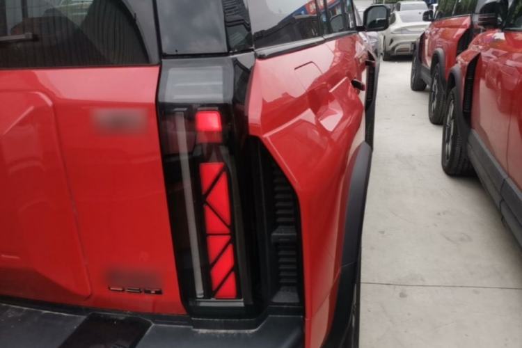 Used iCAR 03T 2024 501km Four-wheel Drive Long-Range Version Right Rear Taillight