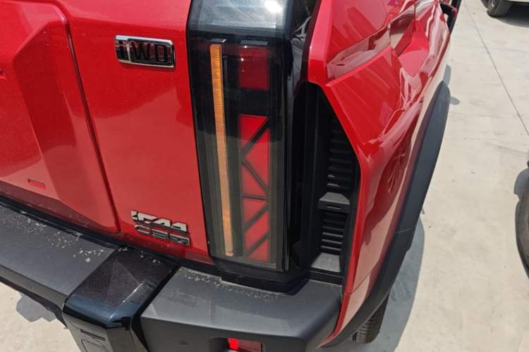 Used iCAR 03T 2024 501km Four-wheel Drive Long-Range Version Right Rear Taillight