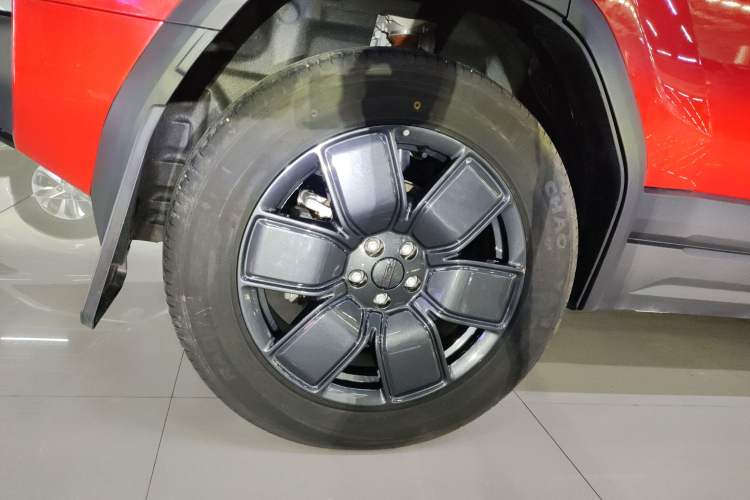 Used iCAR 03T 2024 501km Four-wheel Drive Long-Range Version Right Rear Wheel Hub