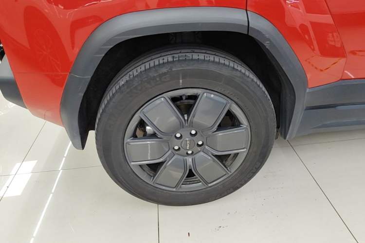 Used iCAR 03T 2024 501km Four-wheel Drive Long-Range Version Right Rear Wheel Hub