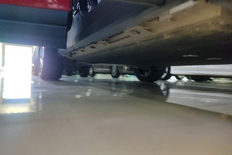 Used iCAR 03T 2024 501km Four-wheel Drive Long-Range Version Right Side Sill