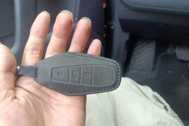 Used iCAR 03T 2024 520km Two-Wheel Drive Long-Range Version Vehicle Key