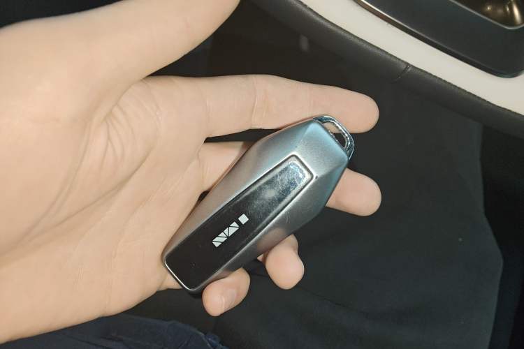 Used iCAR 03T 2024 501km Four-wheel Drive Long-Range Version Vehicle Key