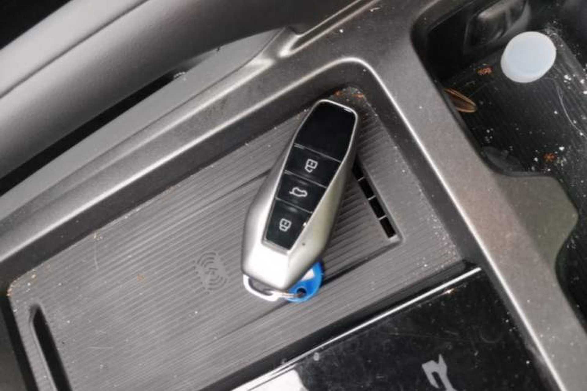 Used iCAR 03T 2024 501km Four-wheel Drive Long-Range Version Vehicle Key