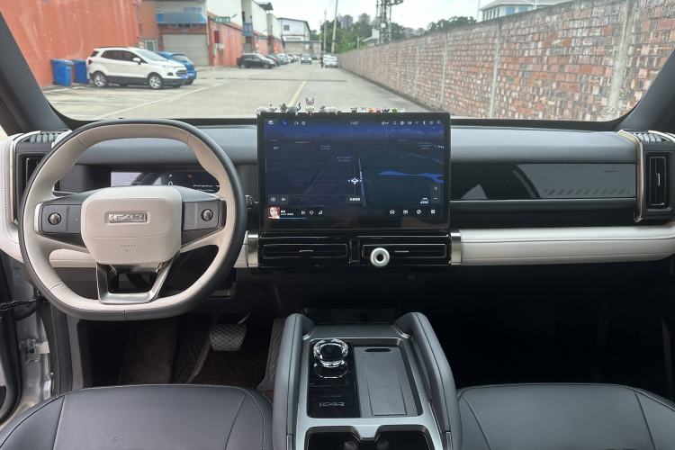Used iCAR 03T 2024 501km Four-wheel Drive Long-Range Version Interior 1