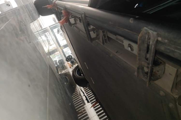 Used iCAR 03T 2024 520km Two-Wheel Drive Long-Range Version Left Side Sill