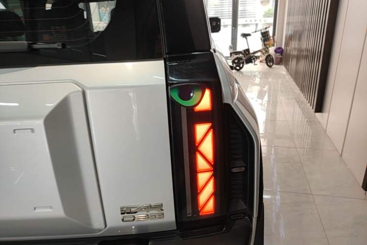 Used iCAR 03T 2024 520km Two-Wheel Drive Long-Range Version Right Rear Taillight