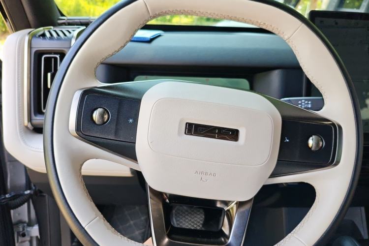 Used iCAR 03T 2024 501km Four-wheel Drive Long-Range Version Steering Wheel