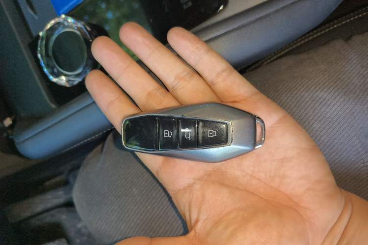 Used iCAR 03T 2024 501km Four-wheel Drive Long-Range Version Vehicle Key