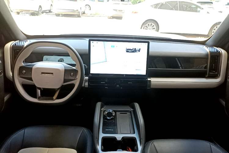 Used iCAR 03T 2024 501km Four-wheel Drive Long-Range Version Center Console