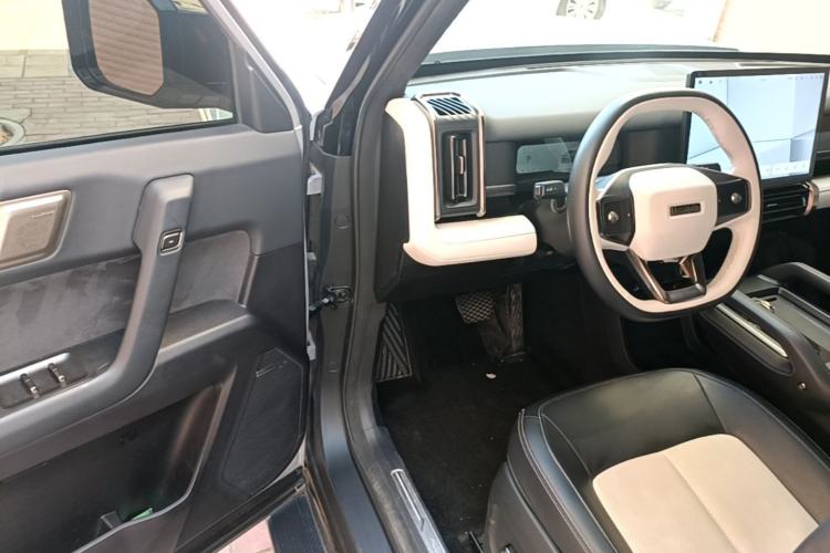 Used iCAR 03T 2024 501km Four-wheel Drive Long-Range Version Driver Seat