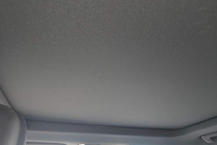 Used iCAR 03T 2024 520km Two-Wheel Drive Long-Range Version Headliner