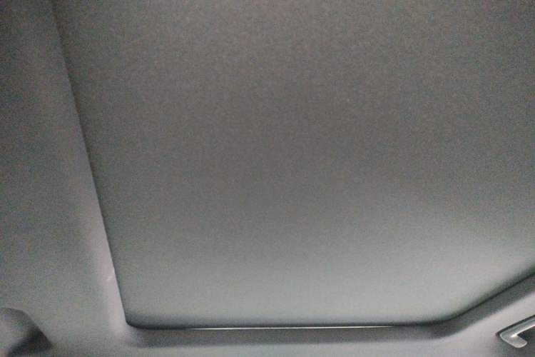 Used iCAR 03T 2024 520km Two-Wheel Drive Long-Range Version Headliner