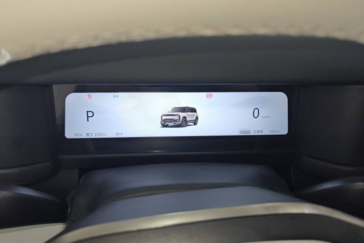 Used iCAR 03T 2024 520km Two-Wheel Drive Long-Range Version Instrument Cluster