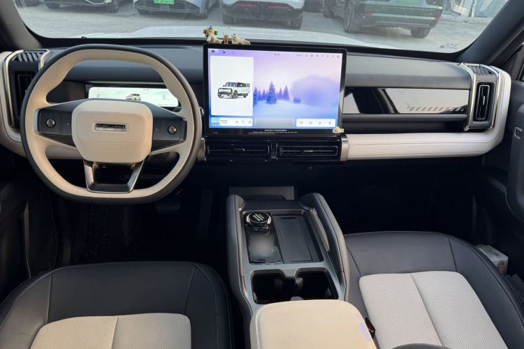 Used iCAR 03T 2024 501km Four-wheel Drive Long-Range Version Interior 1