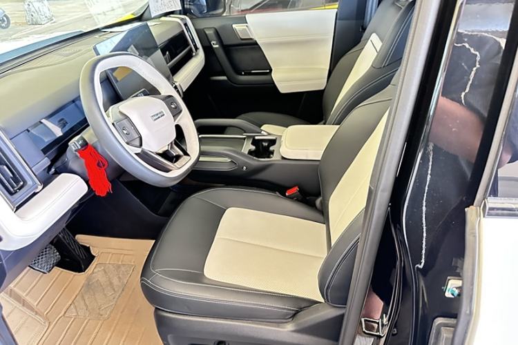 Used iCAR 03T 2024 520km Two-Wheel Drive Long-Range Version Interior 4