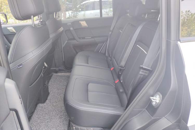 Used iCAR 03T 2024 501km Four-wheel Drive Long-Range Version Left Rear Seat