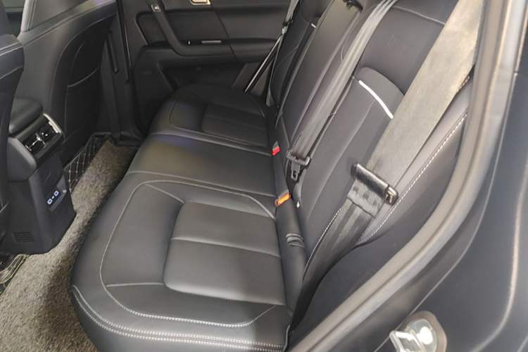 Used iCAR 03T 2024 520km Two-Wheel Drive Long-Range Version Left Rear Seat