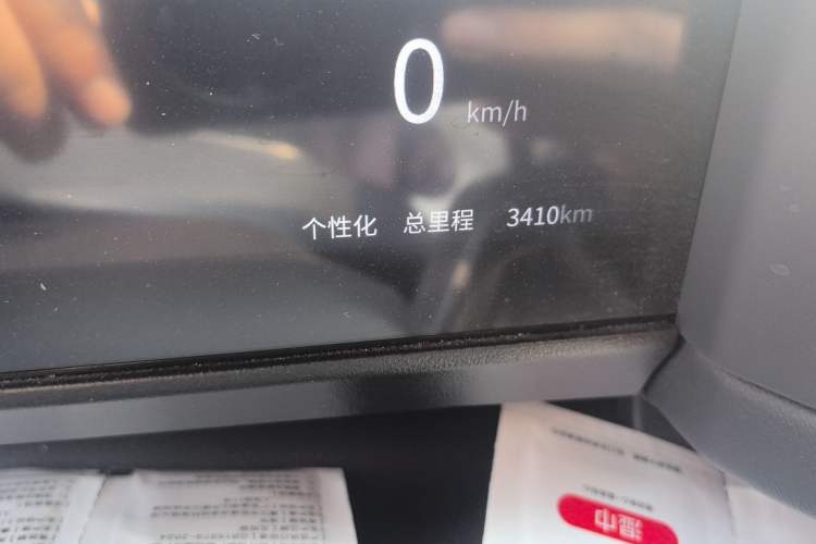 Used iCAR 03T 2024 520km Two-Wheel Drive Long-Range Version Odometer Close Up