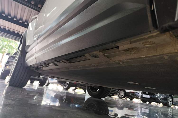 Used iCAR 03T 2024 520km Two-Wheel Drive Long-Range Version Right Side Sill