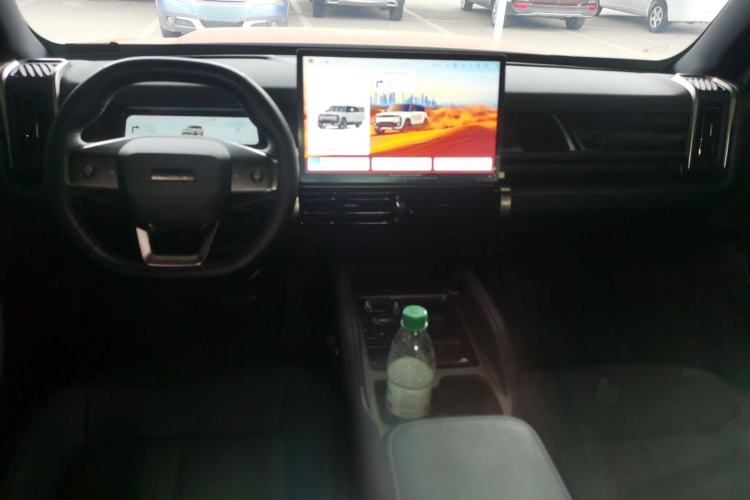 Used iCAR 03T 2024 501km Four-wheel Drive Long-Range Version Center Console